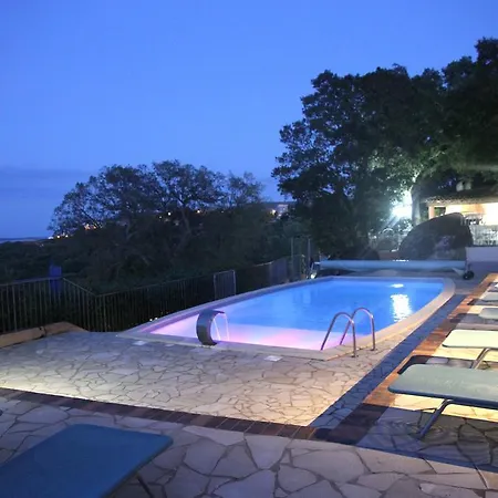 度假居 里赛塔公寓 *