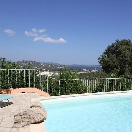 度假居 里赛塔公寓 *